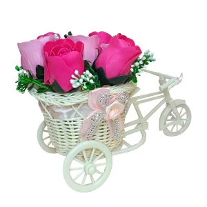 Купить Подарок из 7 мыльных роз композиция на велосипеде