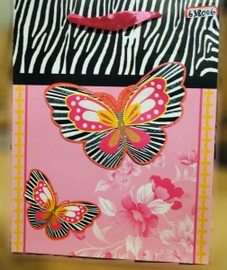 Фото Пакет подарочный Бабочка розовый