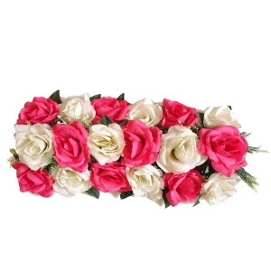 Купить в Санкт-Петербурге Свадебное украшение для авто 18 роз на каркасе