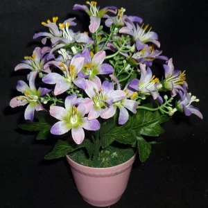 Фотография Букет искусственных цветов (фиалка или лилия) в горшке 24см