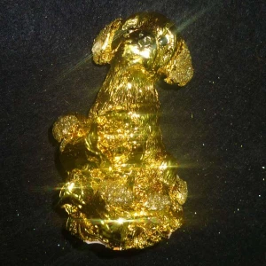 Фото Сувенир золотая собака 1/2 5х9см