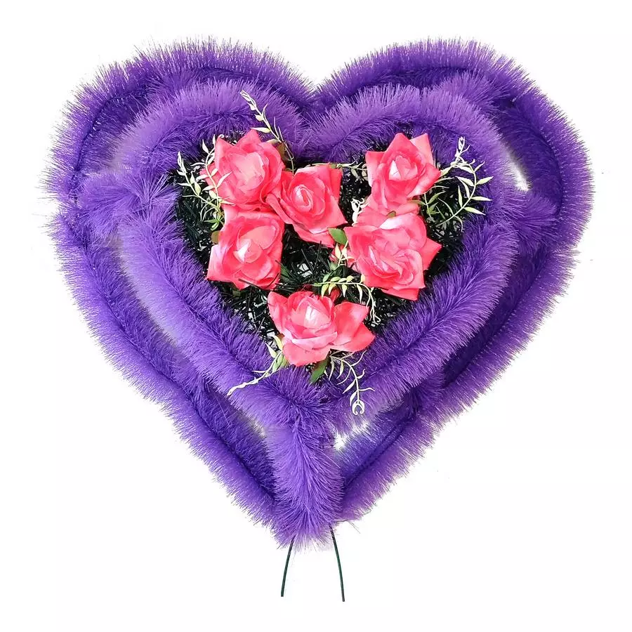 Р-ный венок Биаслан с розами на фиолетовом фоне ф216ф-р80-д90-г131 63см фото 1