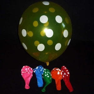 Фотография Воздушный шар (32см) Горох кружки (оптом - 100 штук)