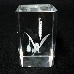 Купить Сувенир Куб с 3D рисунком Американский Орёл стекло 8x5см